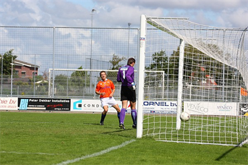 s1_2_280810.jpg