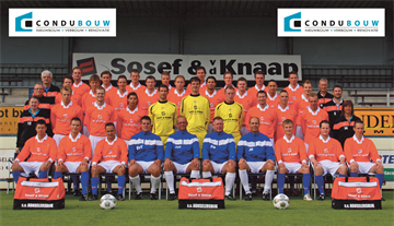 S.V. Honselersdijk spelersselectie 2012-2013.jpg