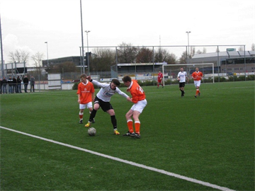 S1-NSVV1_2013-02-16_3.jpg
