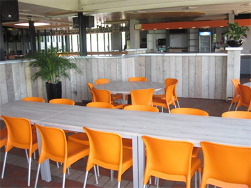 kantine met stijgerhout 017.JPG