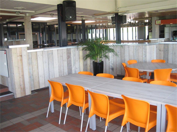 kantine met stijgerhout 018.JPG
