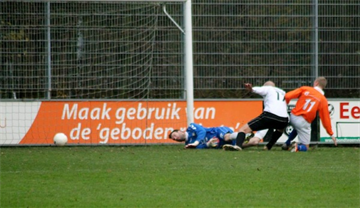 2013-11-16_DieHaghe-1_S1_2.jpg