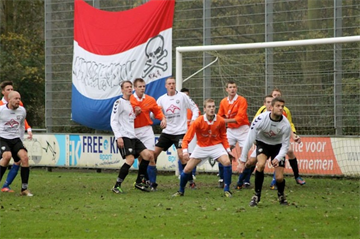 2013-11-16_DieHaghe-1_S1_3.jpg